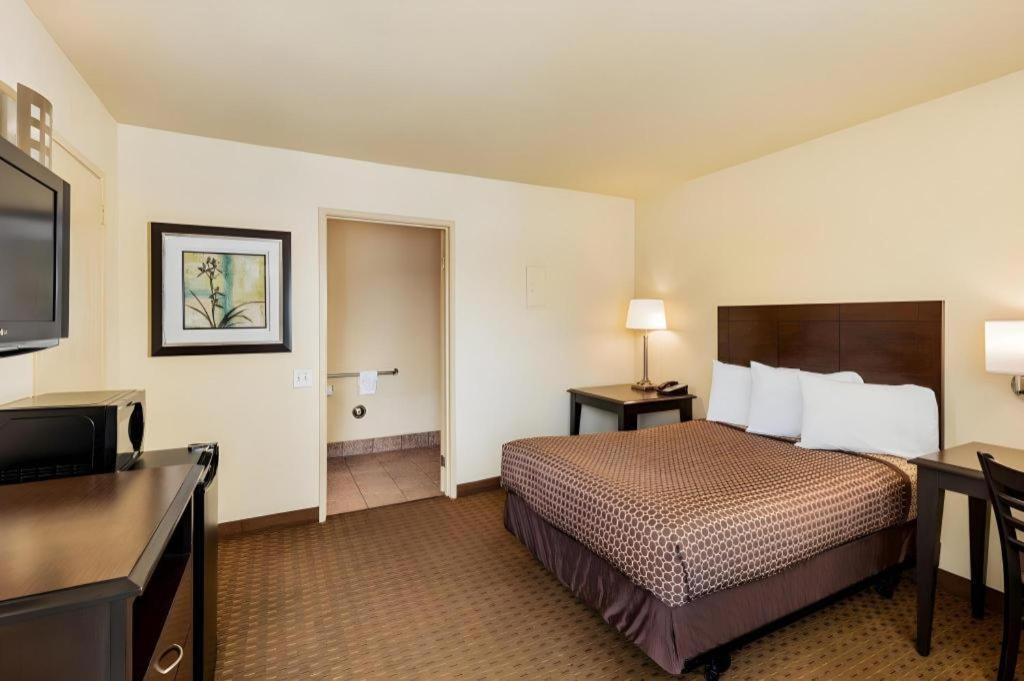 Lemon Heights Tustin