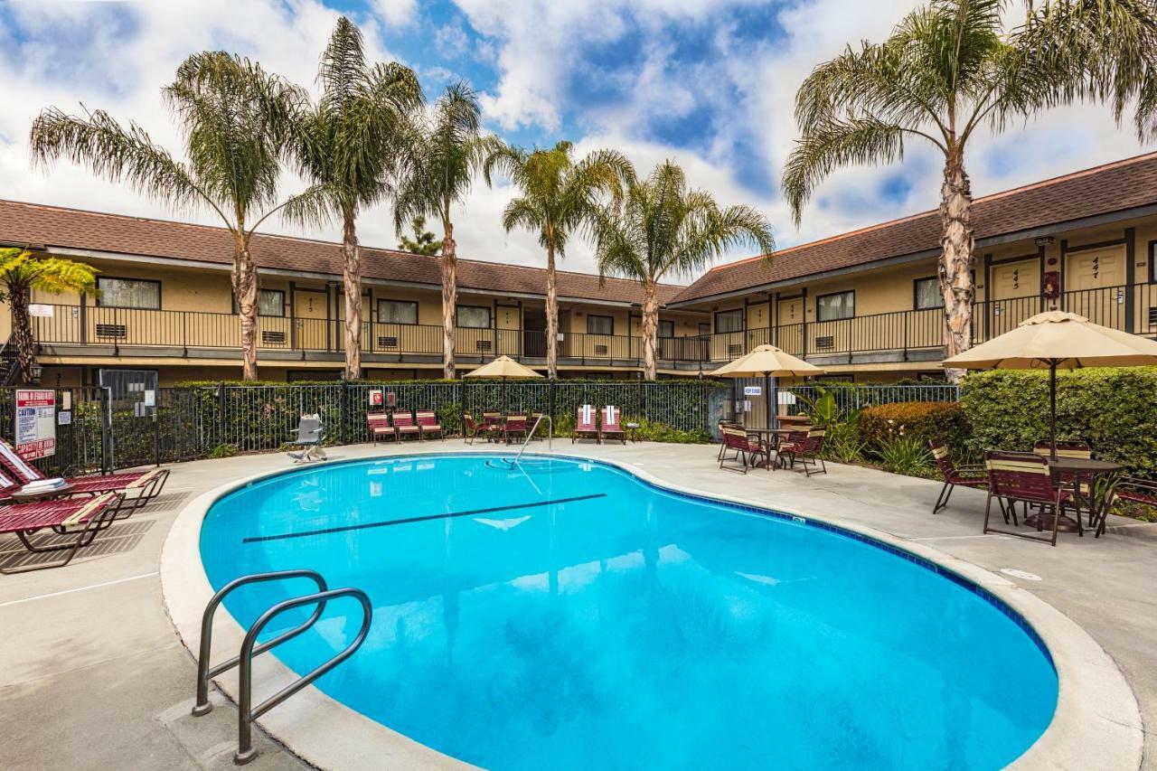 Hotel Lemon Heights Tustin