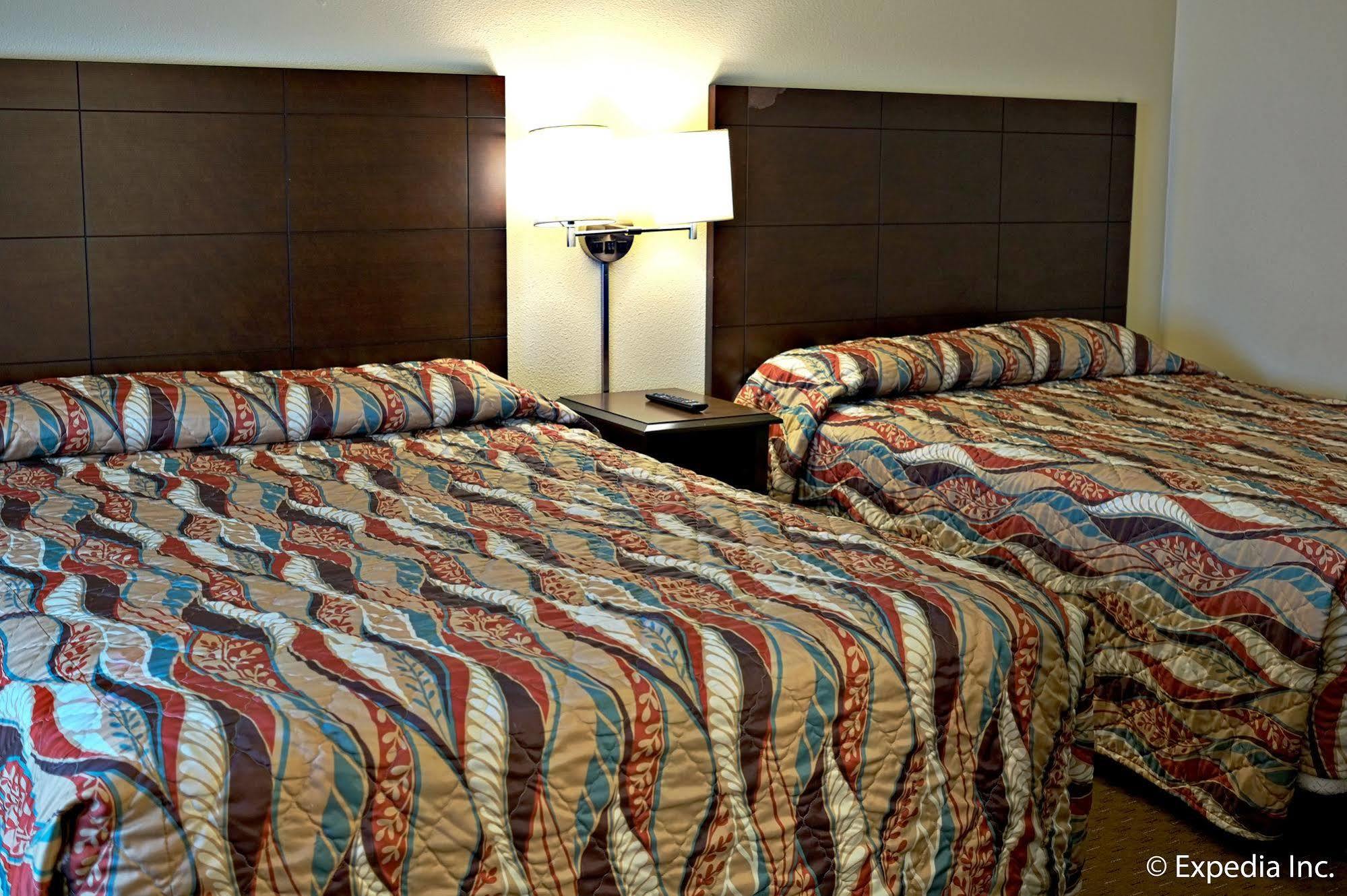 Lemon Heights Hotel
